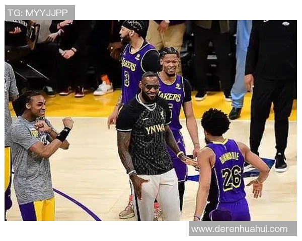 湖人队与热火在总决赛第四场的激烈对决引发球迷热议与期待