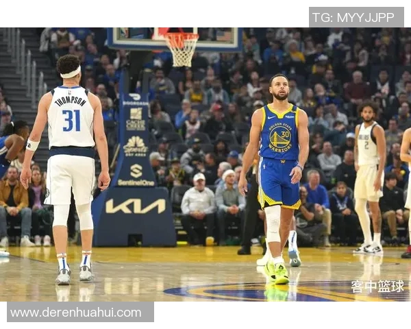 克莱汤普森：勇士队的三分射手与坚韧精神的象征